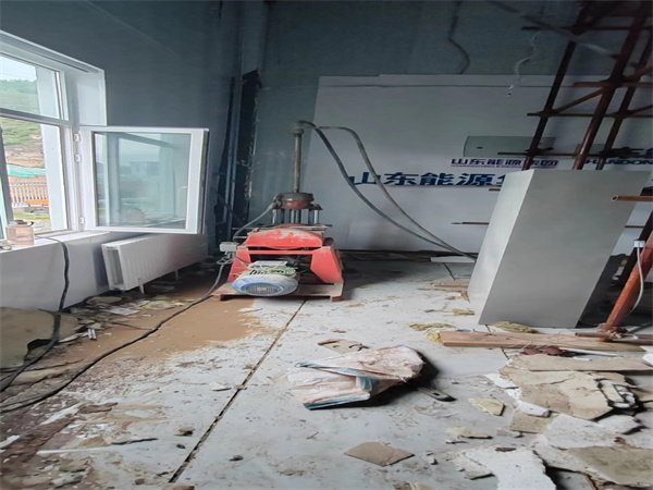 庄浪地基基础下沉墙体裂缝加固注浆顶升施工